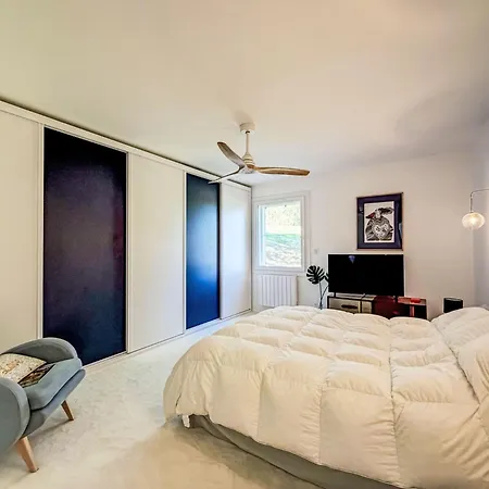 Monfabes By Interhome