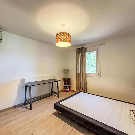 فيلة Monfabes By Interhome
