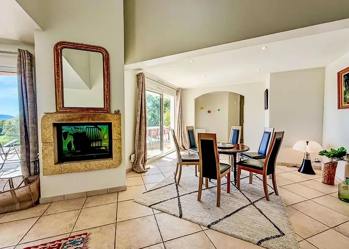 Monfabes By Interhome *